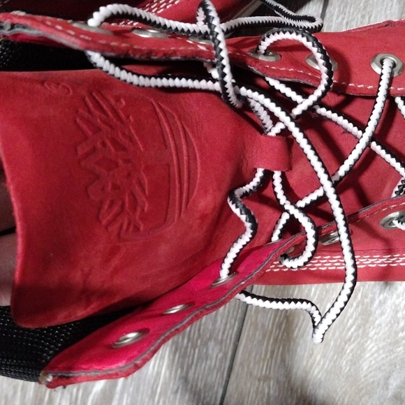 Timberland Earth keepers red suede high top boots. Mint condition. Size 11.5 main image 8